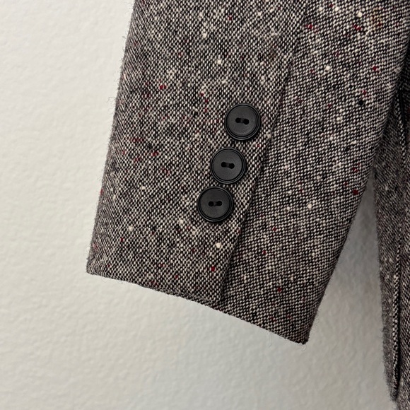 Hand Tailored from Pendleton Tweed Blazer with Two-Button Design 3/4 Sleeves - Picture 5 of 14